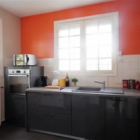 House - Parc De : Maison Au Calme Proximite Commerce Et Plage Hébergement de vacances Royan