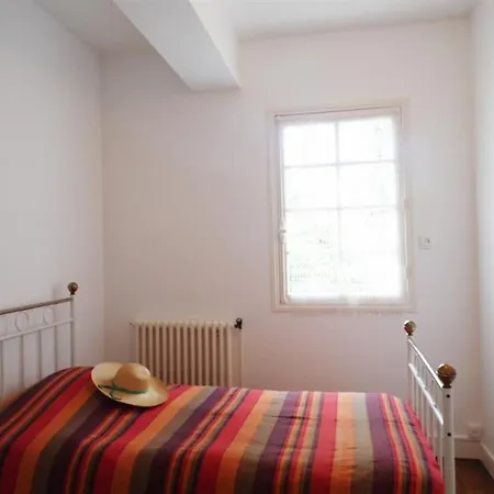 House - Parc De : Maison Au Calme Proximite Commerce Et Plage Hébergement de vacances *
